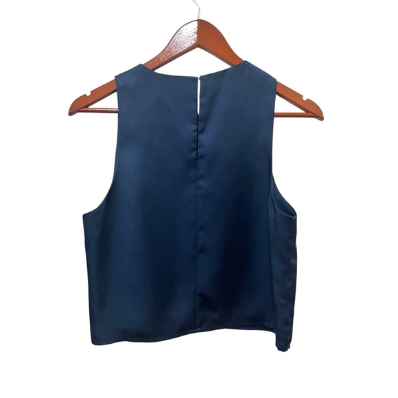 Reiss Satin Crop Top with Pleat Navy Minimalist Career Capsule Wardrobe Size 6 - Picture 3 of 6
